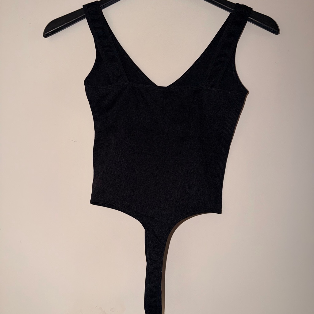 Dynamic Brand Style762 Black Sleeveless Bodysuit